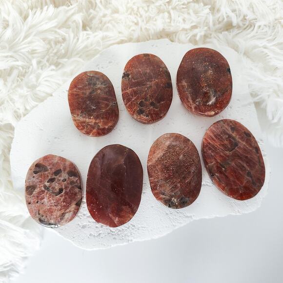 Sparkly Sunstone Palm Stone - Picture 6 of 10